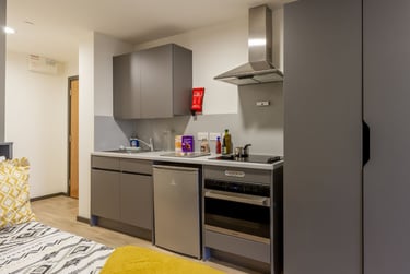 Classic Studio at The Tannery, 115 Bath Lane, New Parks, Leicester, LE35EU - Image 11